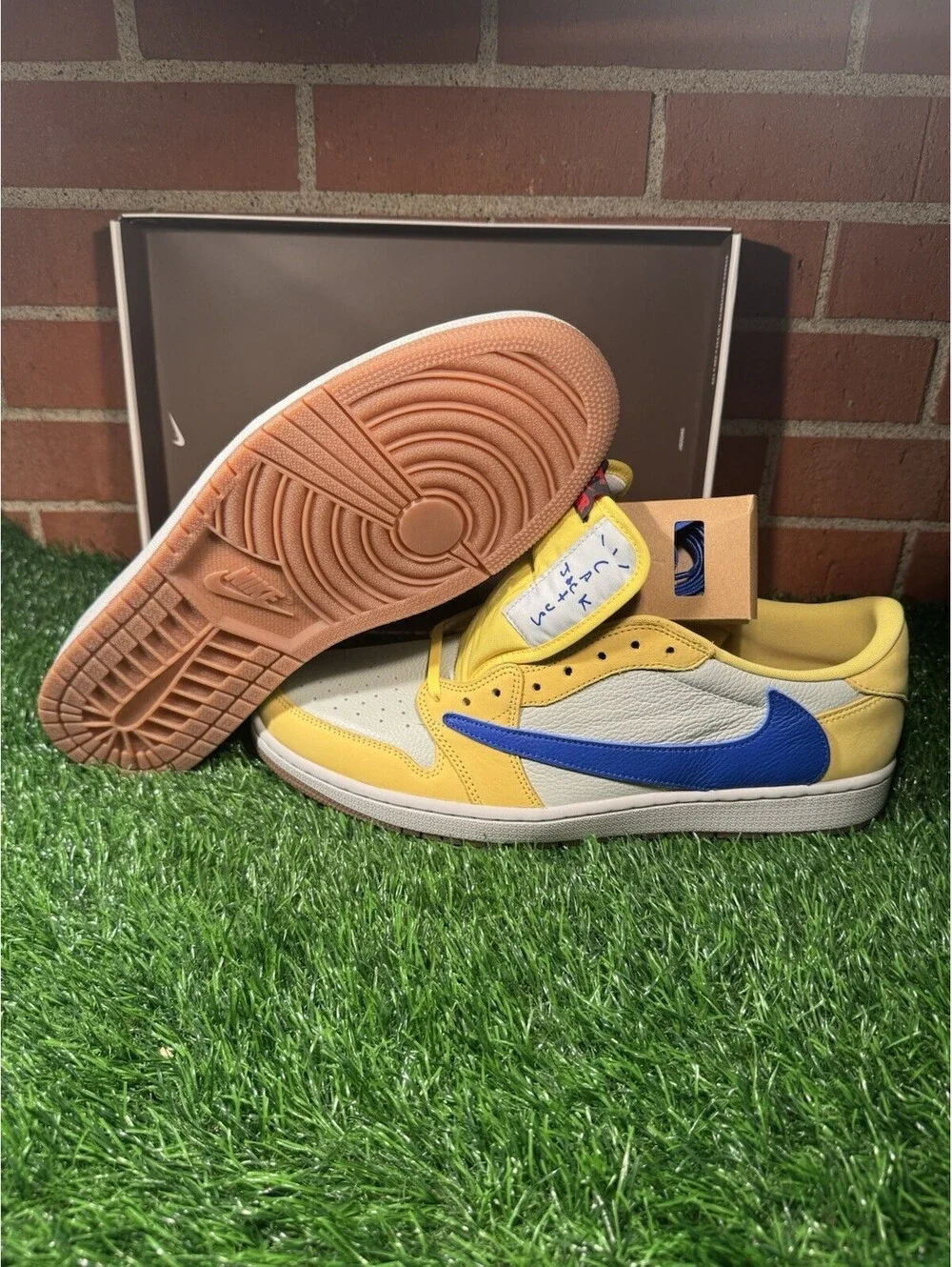 Travis Scott Jordan 1 Low Canary Yellow Size 15.5W 14m Brand New DZ4137 700